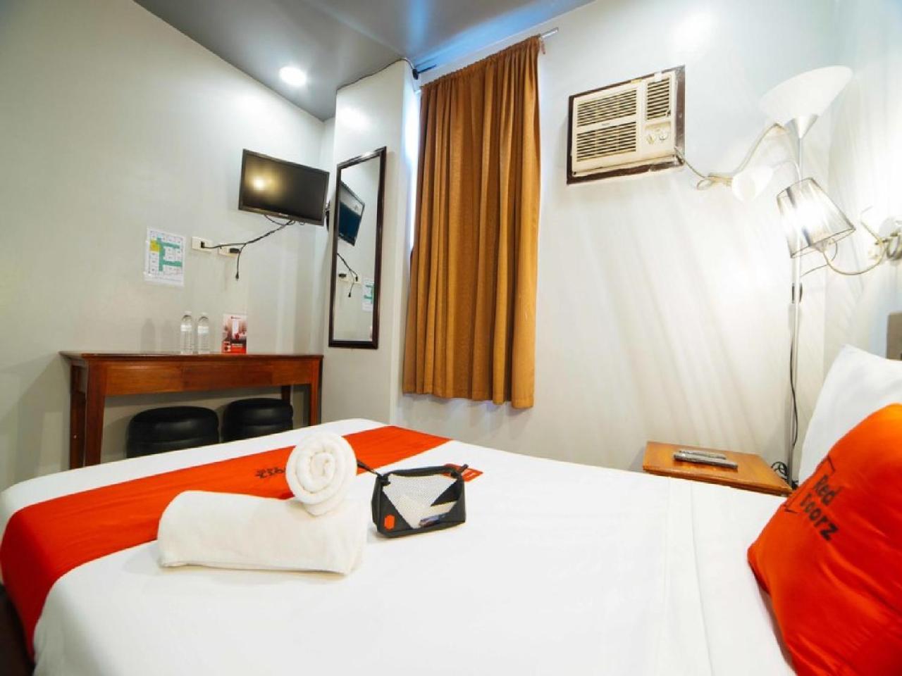 Reddoorz Plus @ Tayuman Manila Luaran gambar